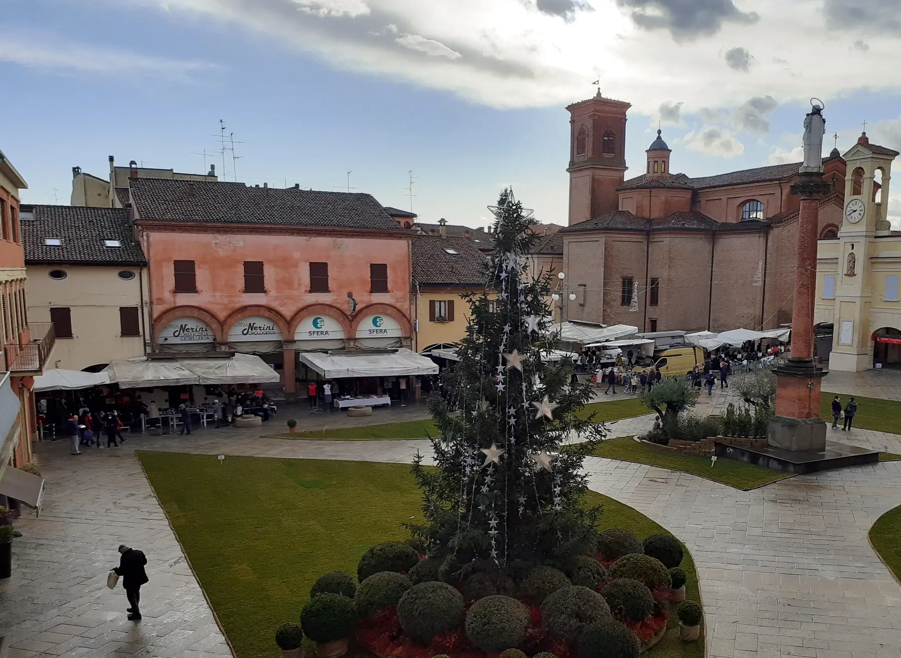 Mercato tradizionale del lunedì