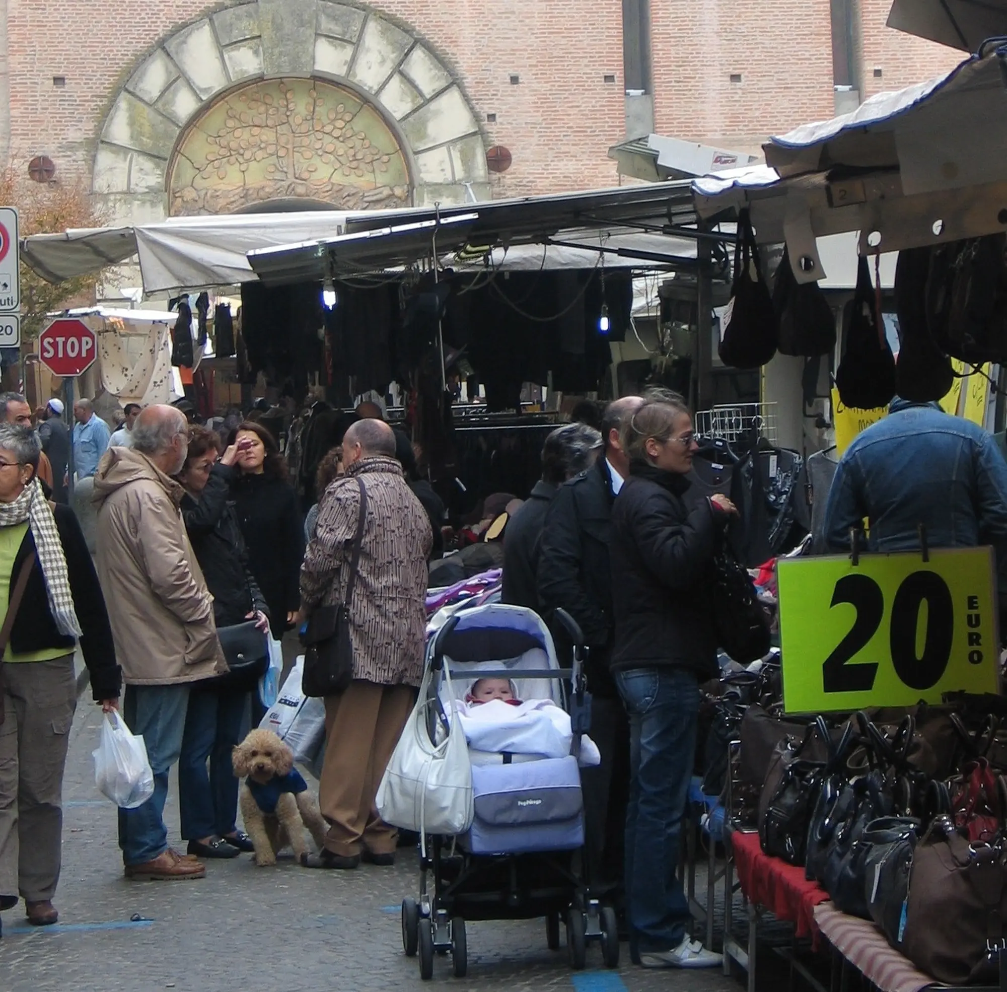 Mercato tradizionale del lunedì