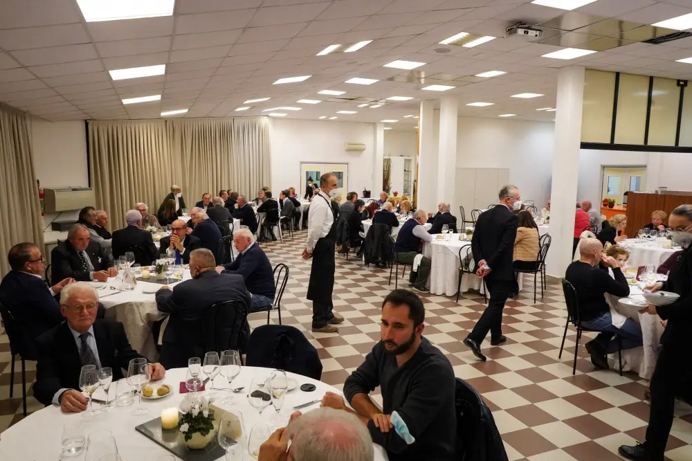 Serata di festa allo Scappi con il sindaco Tinti e tanti appassionati di ciclismo