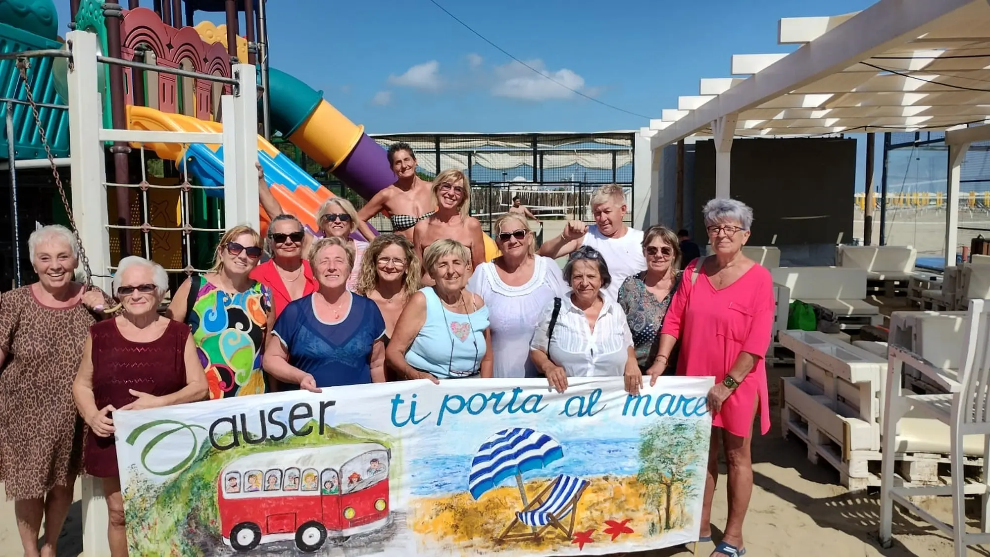 1143 persone alle giornate al mare organizzate quest’estate dalle volontarie castellane dell’Auser