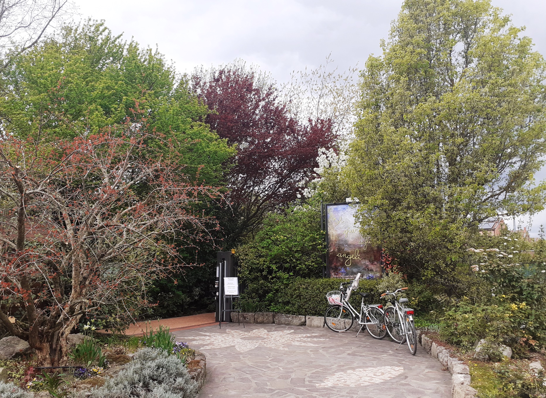 Riaperto Il Giardino Degli Angeli Comune Di Castel San Pietro Terme Bo